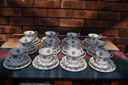 Royal Albert "Sweet Violet" 40 Piece Tea Set.   Collection or Courier Please!!