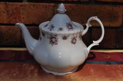 Royal Albert "Sweet Violet" 40 Piece Tea Set.   Collection or Courier Please!!