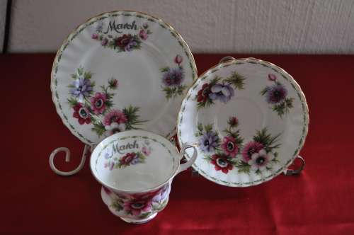 Royal Albert Flower Of The Month March Trio "Anemones"