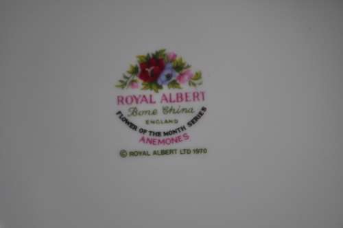 Royal Albert Flower Of The Month March Trio "Anemones"