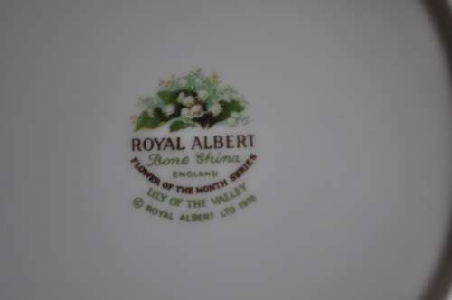 Royal Albert Flower Of The Month May "Lily Of The Valley"