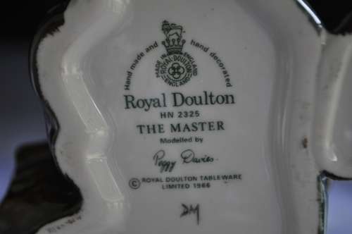 Royal Doulton Figurine `The Master` HN 2325  --  Issued 1967 - 1992.