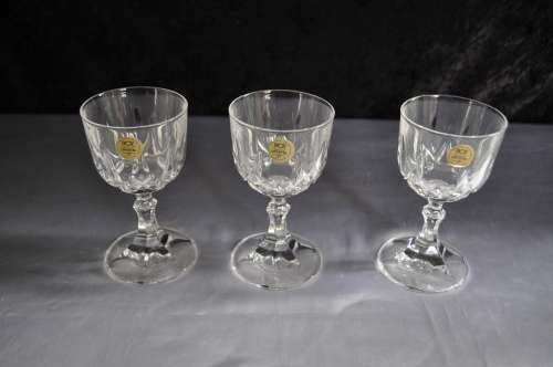 Royal Crystal Rock (RCR) Crystal 24% Boxed Sherry Glasses x 6