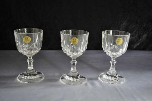 Royal Crystal Rock (RCR) Crystal 24% Boxed Sherry Glasses x 6