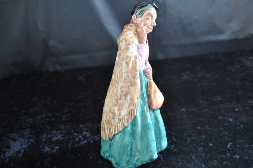 Royal Doulton Figurine `Bridget` HN 2070