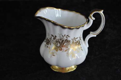 Royal Albert "Antoinette" Cake Plate, Milk & Sugar.