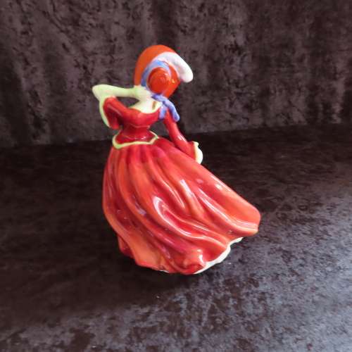 Royal Doulton Figurine `Autumn Breezes` HN 1934 (First Version)