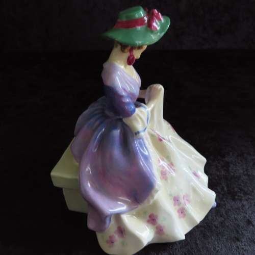 Royal Doulton Figurine "Griselda" HN 1993