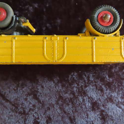 Dinky Toys Bedford Articulated Lorry #409  --  No Box