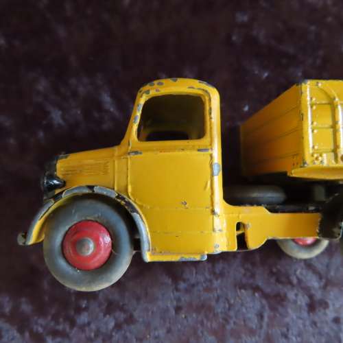 Dinky Toys Bedford Articulated Lorry #409  --  No Box