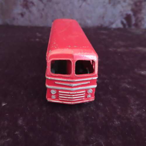 Dinky Toys Duple Roadmaster Leyland Royal Tiger 282 --  No Box.