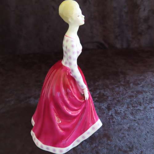 Royal Doulton Figurine `Fiona` HN 2694