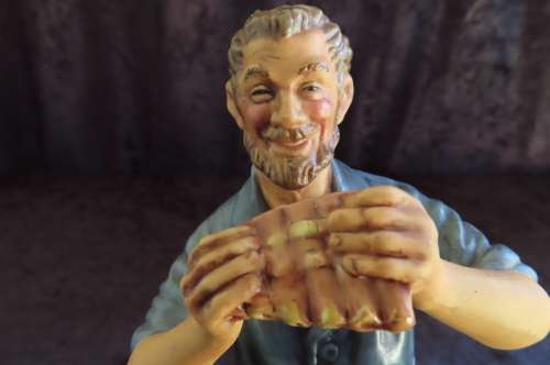 Royal Doulton Figurine `Dreamweaver` HN 2283