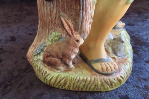 Royal Doulton Figurine `Dreamweaver` HN 2283
