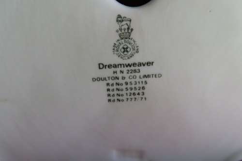Royal Doulton Figurine `Dreamweaver` HN 2283