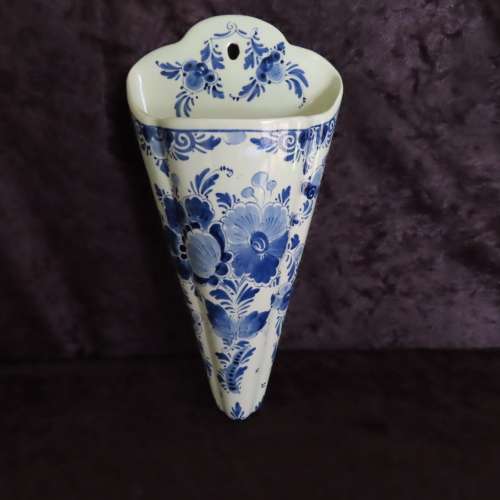 Delft Blaau Regina Wall Pocket/Vase