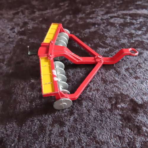 Dinky Toys # 322 Disc Harrow.