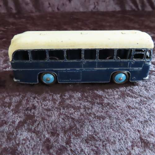 Dinky Toys # 283 BOAC Coach