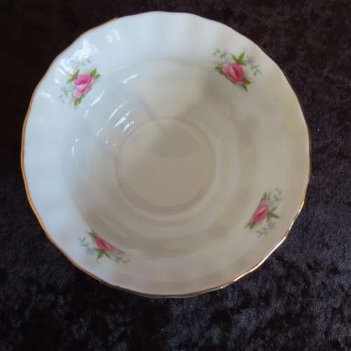 Royal Albert "Forget-Me-Not Rose" Sugar Bowl