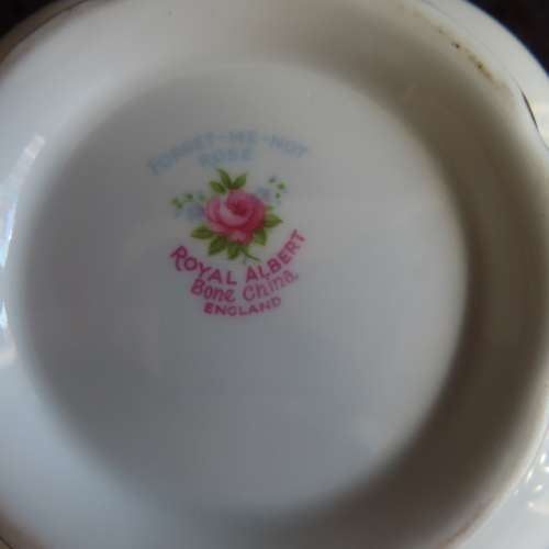 Royal Albert "Forget-Me-Not Rose" Sugar Bowl
