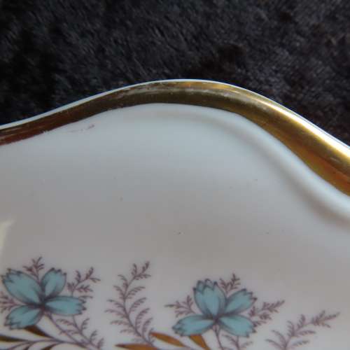 Royal Albert `Sherwood` 21 Piece Tea Set.