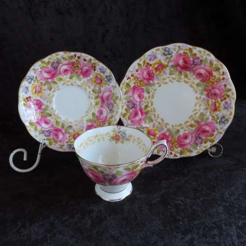 Royal Albert "Serena" Trio