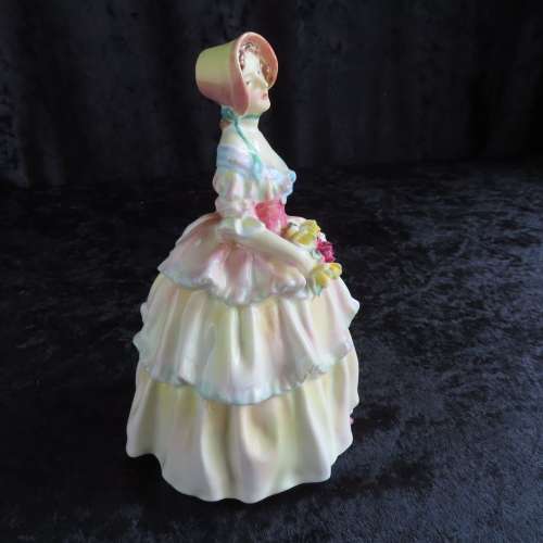 Royal Doulton Figurine `Irene`  HN 1621