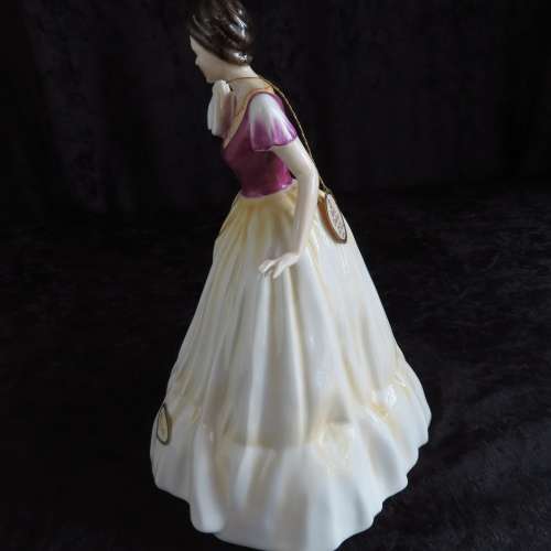 Royal Doulton Figurine `Miranda` HN 3037