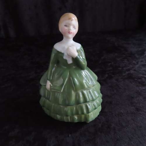 Royal Doulton Figurine `Belle` HN 2340