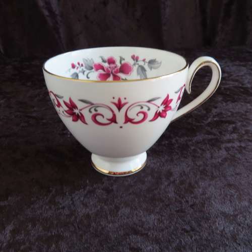 Royal Albert Unnamed Tea Trio.