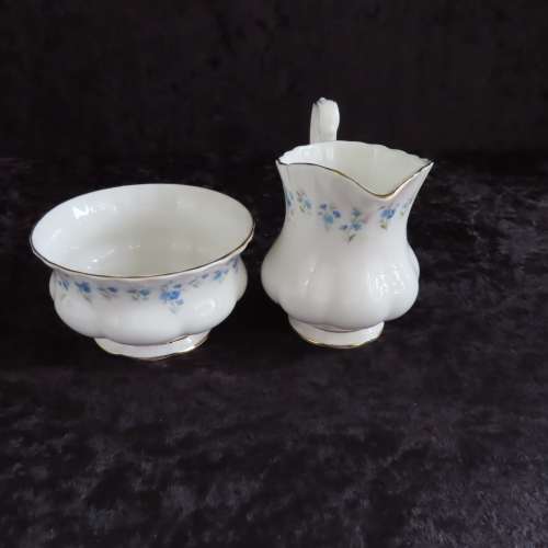 Royal Albert Memory Lane Tea For Two 10 Piece Tea Set