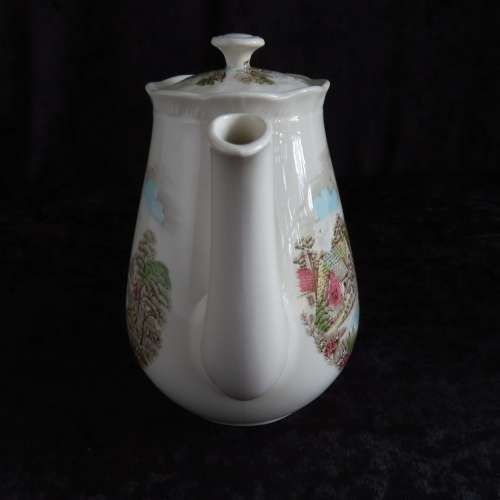 Alfred Meakin Famous Cottages Coffee Pot (Constable Cottage)