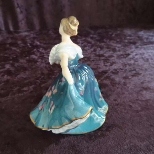 Royal Doulton Figurine Miniature Series `Elaine` HN 3247
