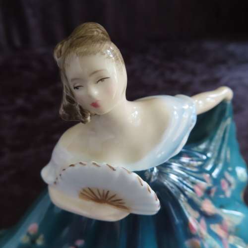 Royal Doulton Figurine Miniature Series `Elaine` HN 3247