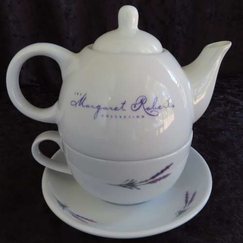 Margaret Roberts Collection Tea For One.