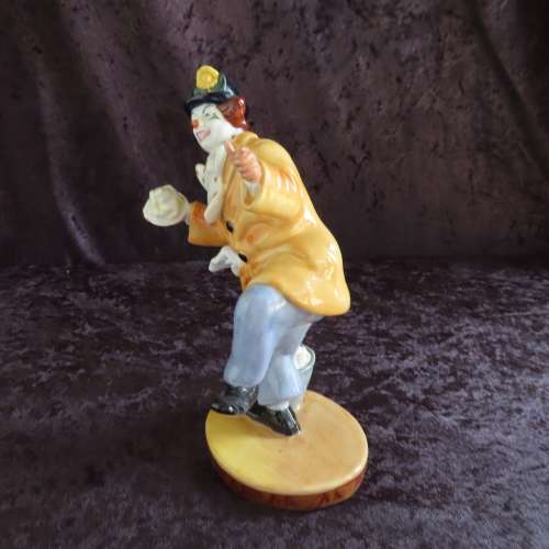 Royal Doulton Figurine "The Clown" HN 2890