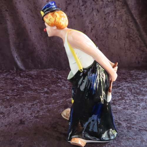 Royal Doulton Figurine `Tip - Toe` HN3293
