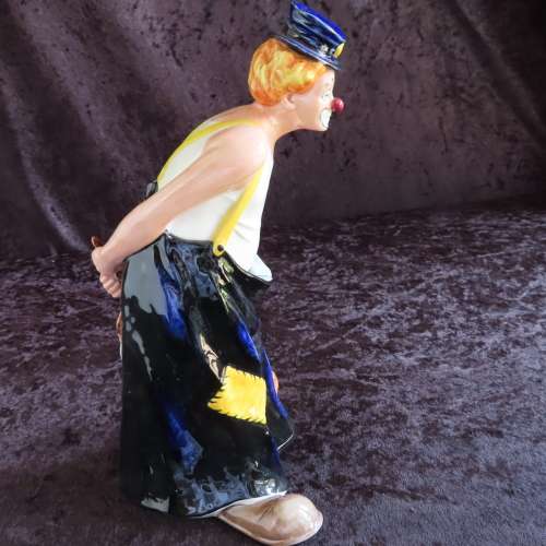 Royal Doulton Figurine `Tip - Toe` HN3293