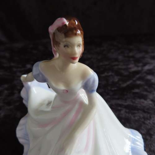 Royal Doulton Miniature Figurine `Ninette` HN 3215