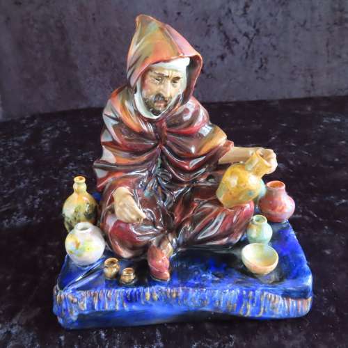 Royal Doulton Figurine `The Potter` HN 1493