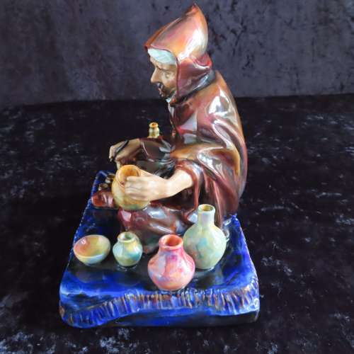 Royal Doulton Figurine `The Potter` HN 1493