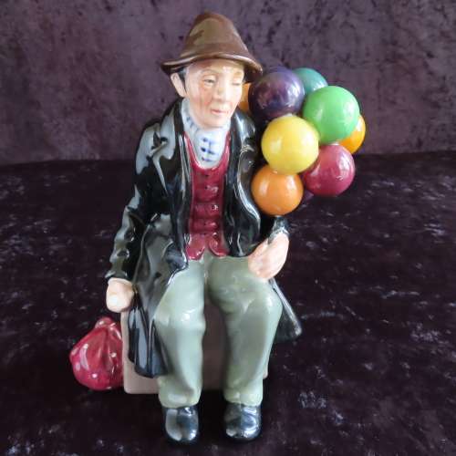 Royal Doulton Figurine `The Balloon Man` HN 1954