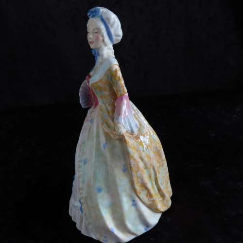Royal Doulton Figurine "Mrs Fitzherbert" HN 2007