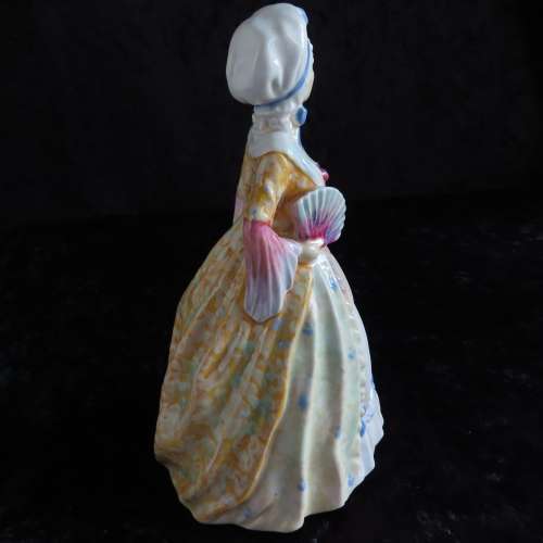 Royal Doulton Figurine "Mrs Fitzherbert" HN 2007