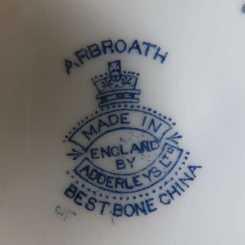 Adderleys `Arbroath` D7575 Medium Teapot