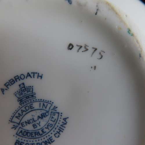 Adderleys `Arbroath` D7575 Medium Teapot
