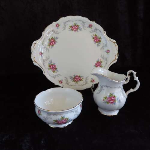 Royal Albert `Tranquillity` 40 Piece Tea Set.