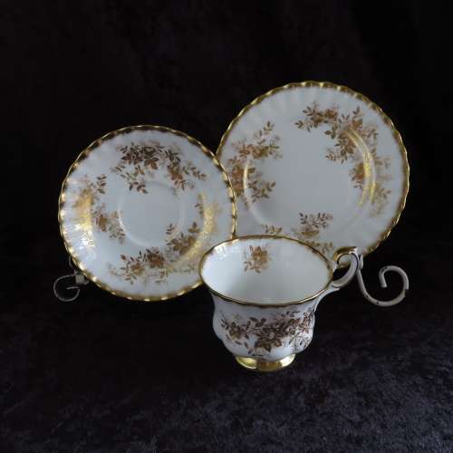 Royal Albert "Antoinette" Trio