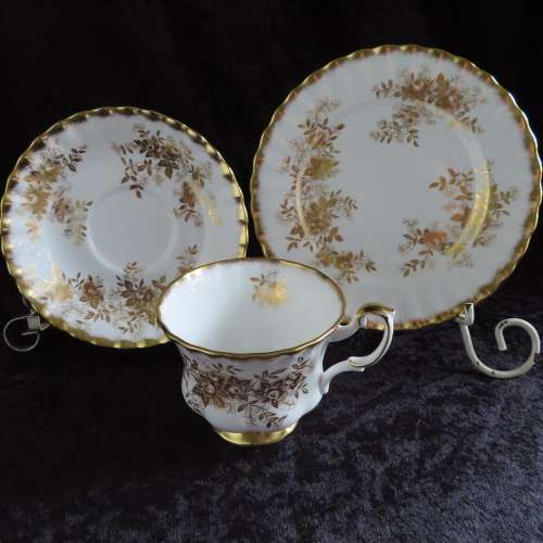 Royal Albert "Antoinette" Trio
