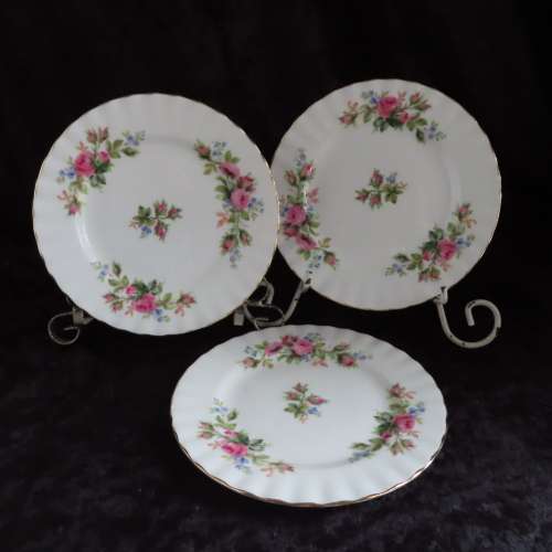 Royal Albert "Moss Rose" Cake Plates x 3 (16 cm in diam)